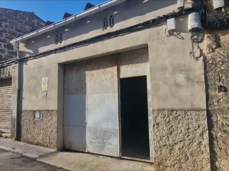 Wohnbaugrundstück zum Verkauf in antoni maura 32