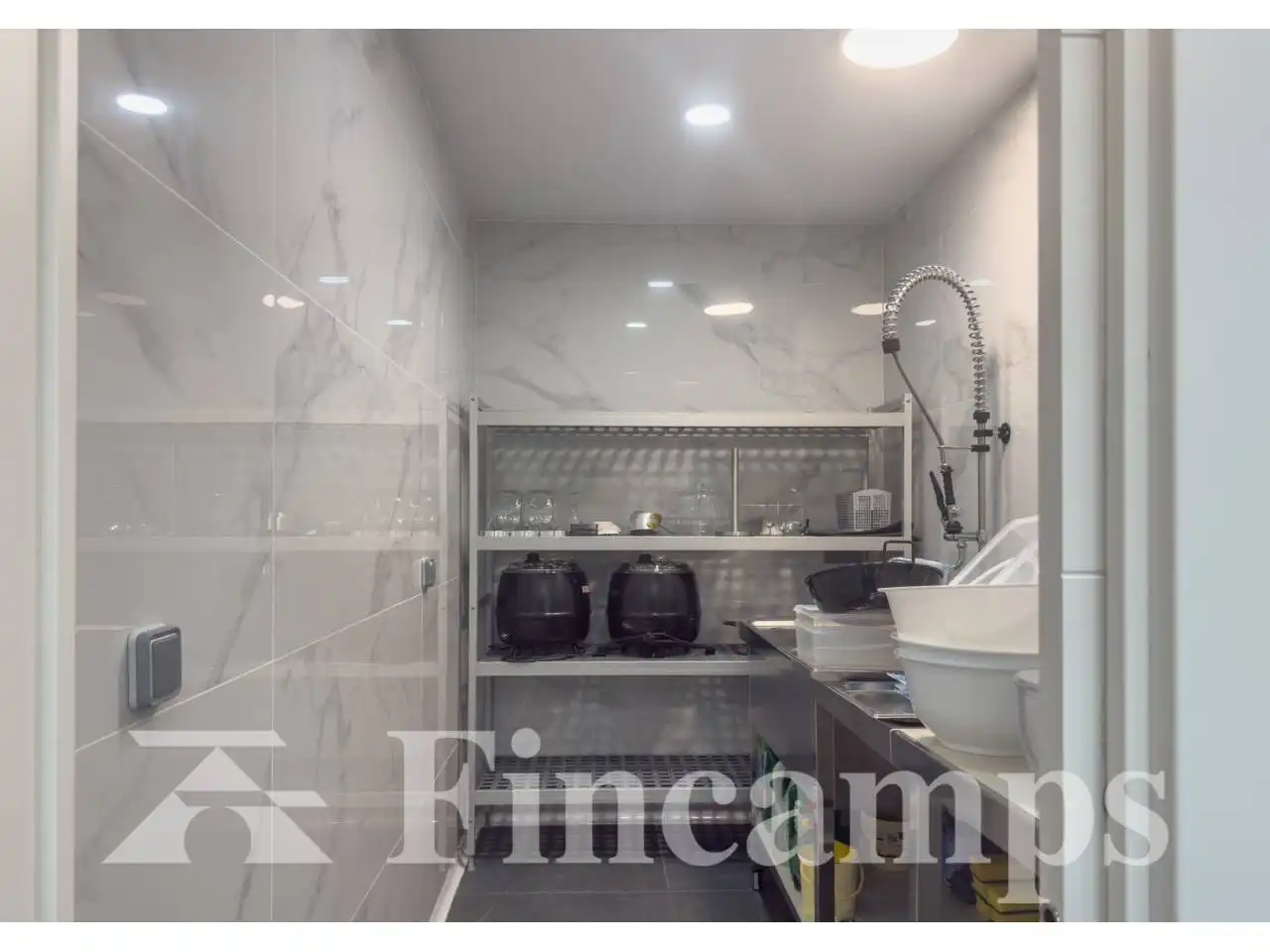 Cocina de Local en venta en Sabadell con Aire acondicionado y Alarma