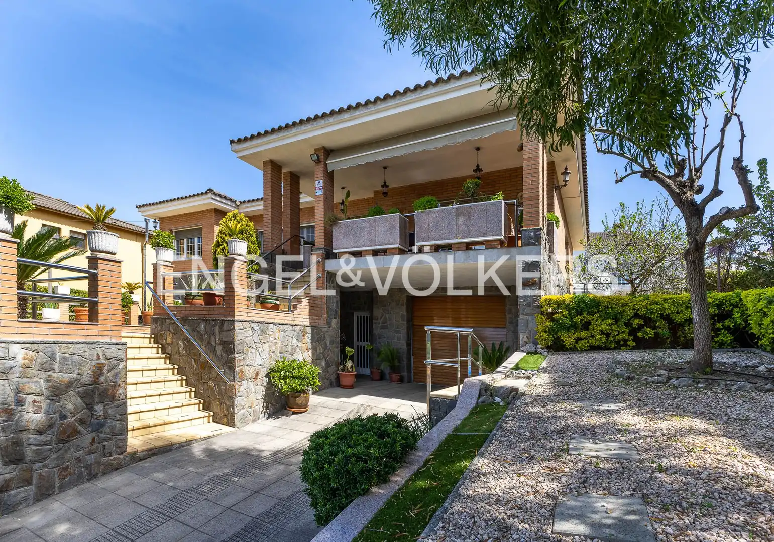 Casa con jardín en venta en Sant Fost de Campsentelles