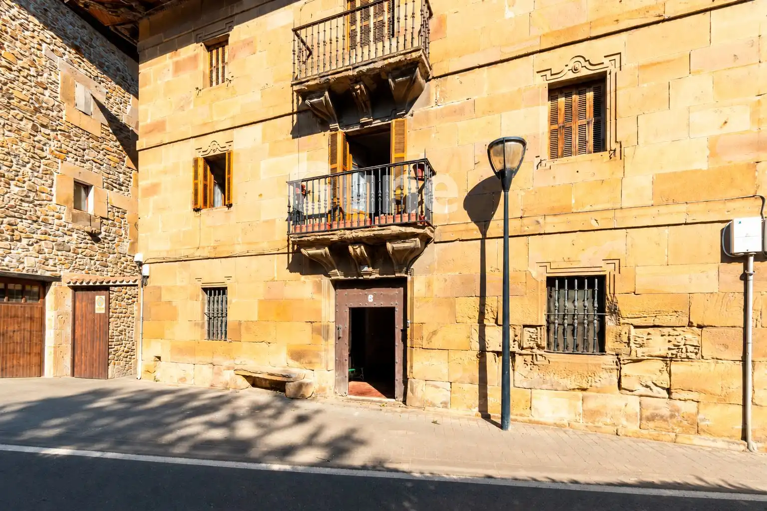 Außenansicht von Wohnung zum Verkauf in Zegama mit Abstellraum
