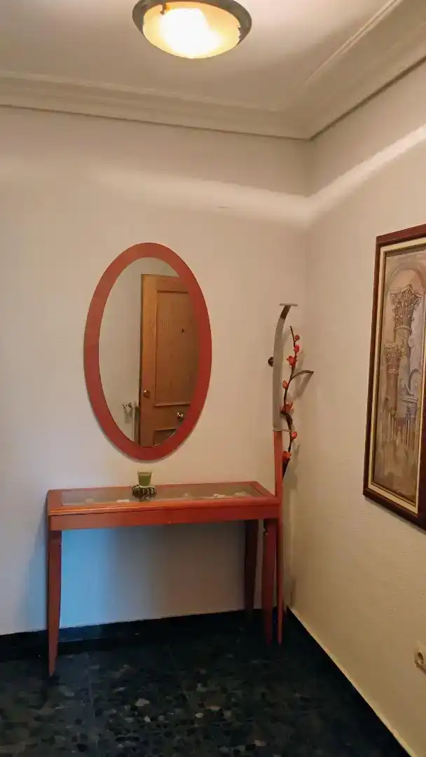 Flat for share in El Pilar