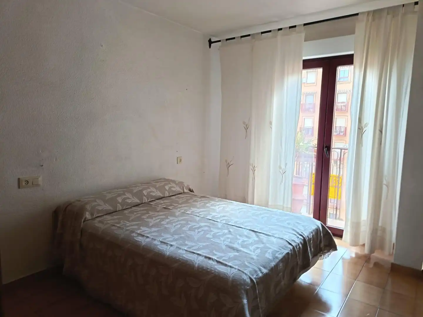 Habitación de Piso en venta en Alicante / Alacant con Aire acondicionado, Trastero y Balcón