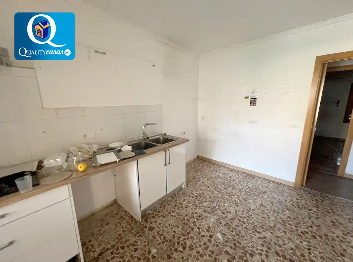 Cuina de Casa o xalet en venda en Alicante / Alacant amb Terrassa i Traster