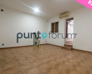 Planta baja for sale in Badalona  with Air Conditioner