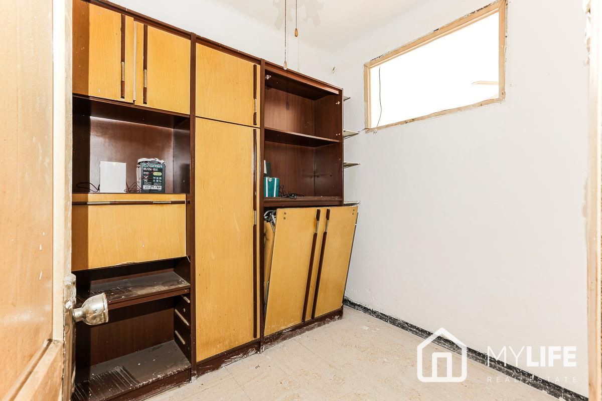 Piso en venta en  Barcelona Capital con Balcón
