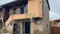 Vista exterior de Casa o xalet en venda en Paderne de Allariz amb Jardí privat