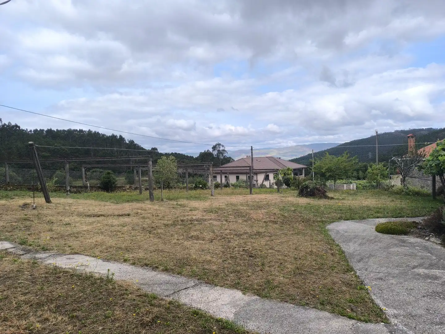 Casa o xalet en venda en Teo amb Jardí privat