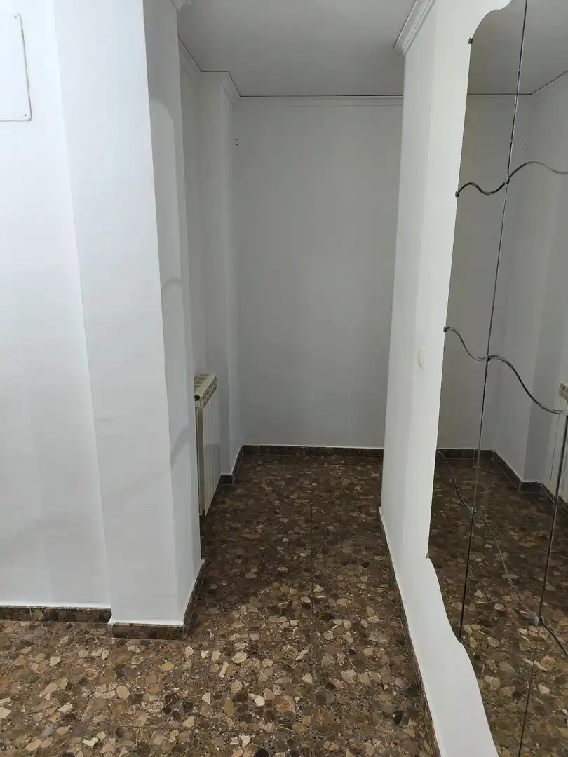 Apartamento en venta en Albacete con Calefacción