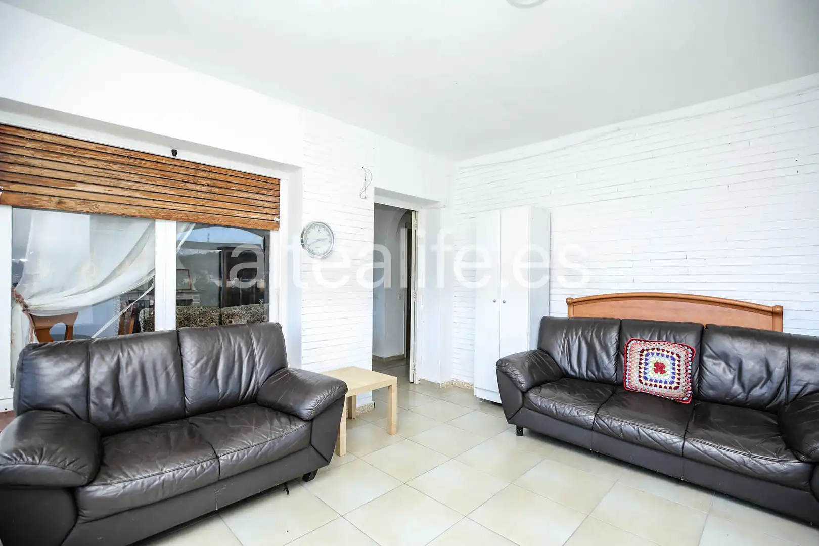 Sala de estar de Casa o chalet en venta en La Nucia con Aire acondicionado, Jardín privado y Terraza