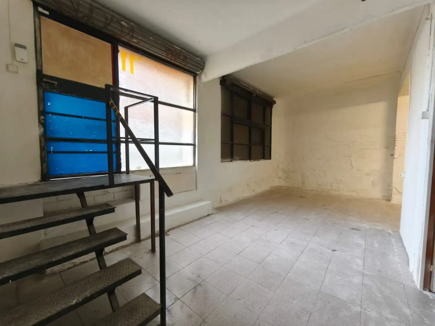 Local comercial en venda a Carrer de l'Escultor Llimona, imagen 3