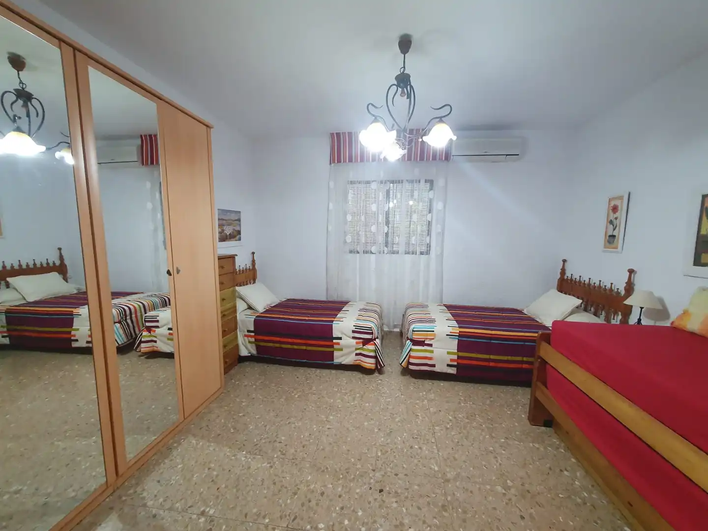 Habitación de Casa o chalet en venta en Argamasilla de Calatrava con Aire acondicionado, Jardín privado y Trastero