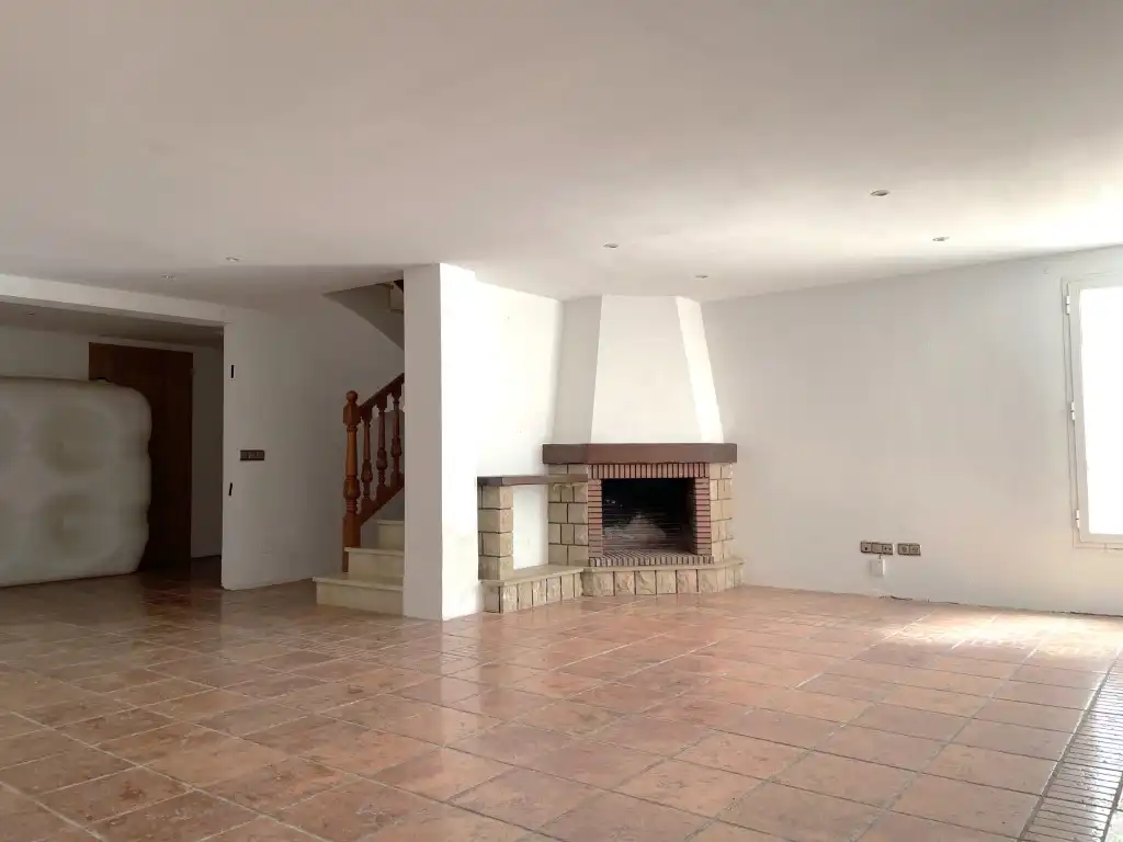 Haus oder Chalet zur Miete in Carrer Vicent Fuentes, Heliópolis