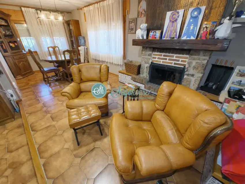 Detached house with garden for sale in Valverde del Majano, imagen 33