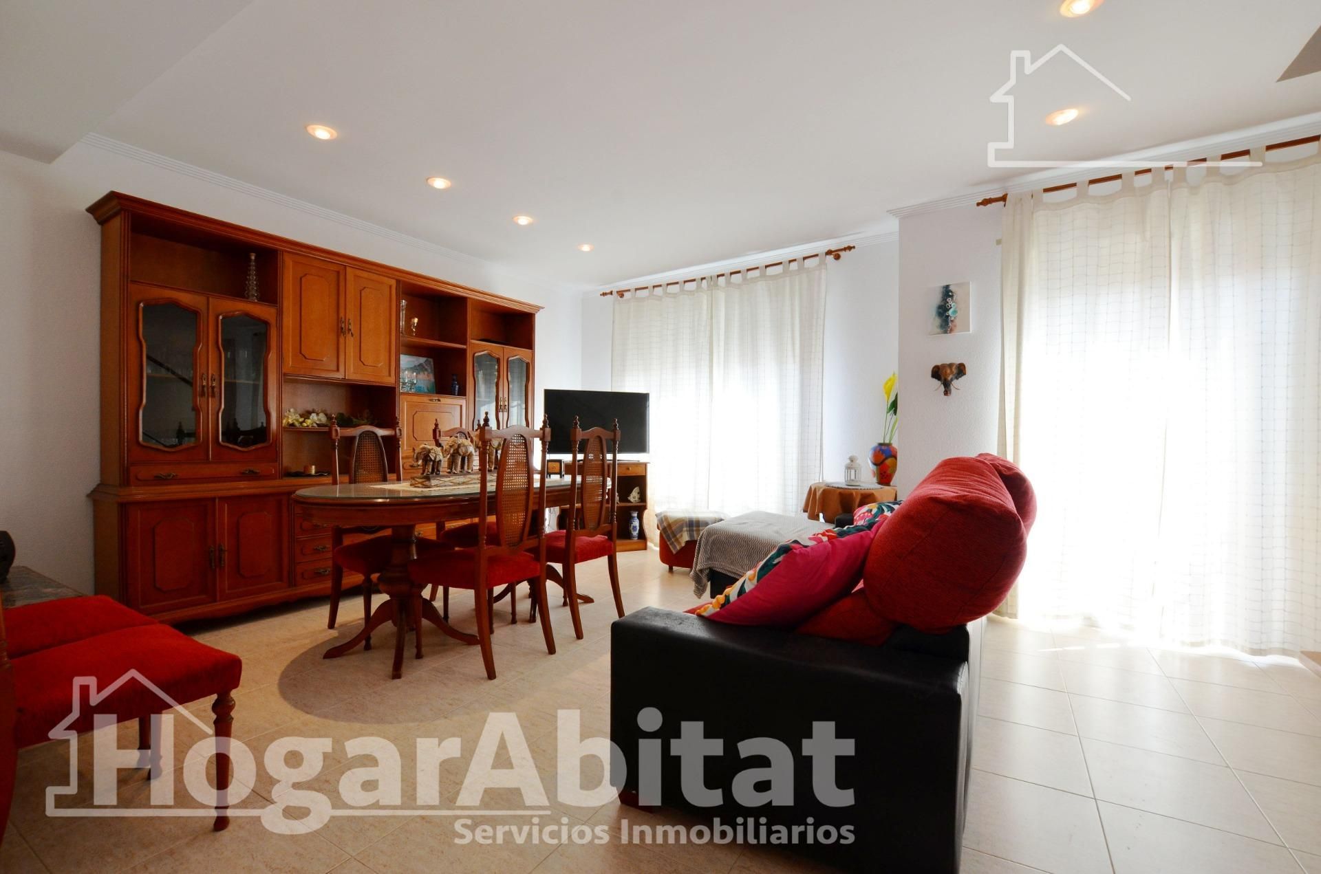 Sala d'estar de Àtic en venda en Gandia amb Terrassa, Traster i Balcó