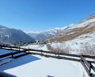 Exterior view of House or chalet for sale in Naut Aran  with Private garden, Parquet flooring and Terrace