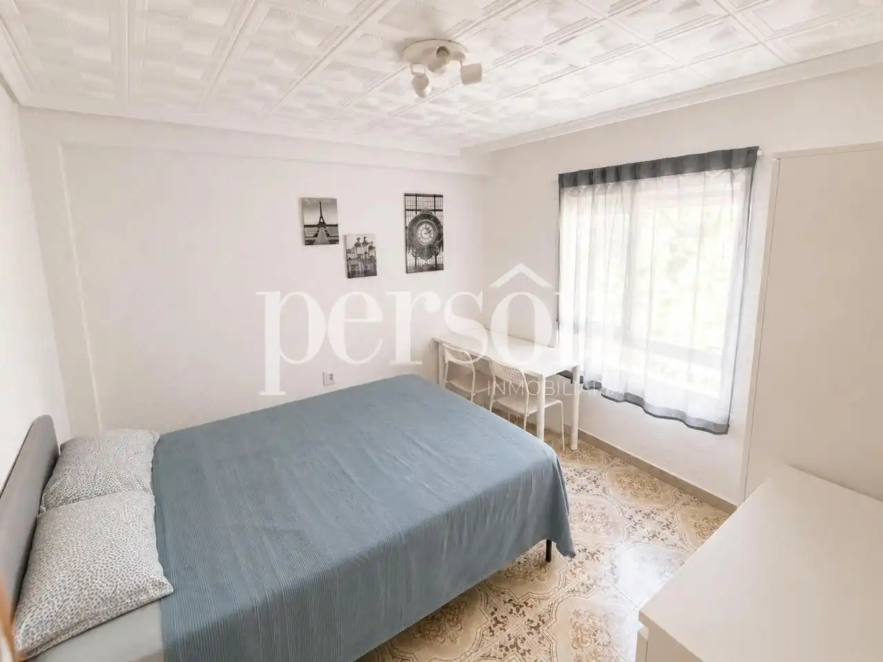 Habitación de Piso en venta en Valencia con Aire acondicionado y Amueblado