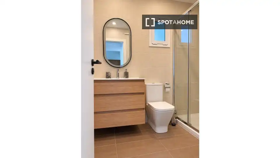 Bathroom of Flat for rent in Eixample