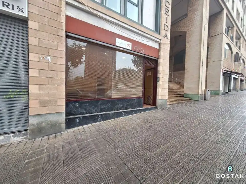 Local comercial en venda a Ondarroa Kalea, imagen 7