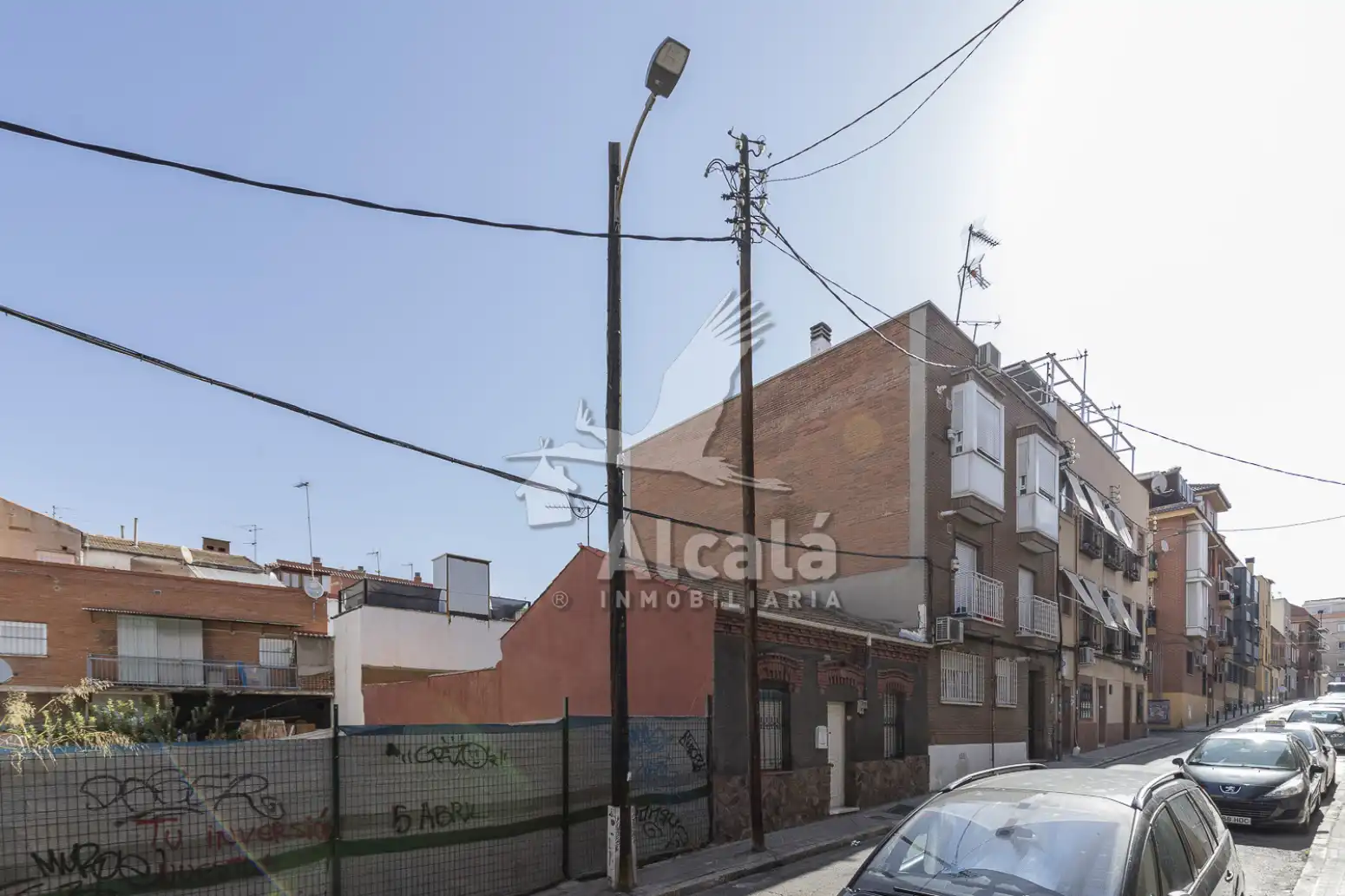 Vista exterior de Pis en venda en Madrid amb Calefacció
