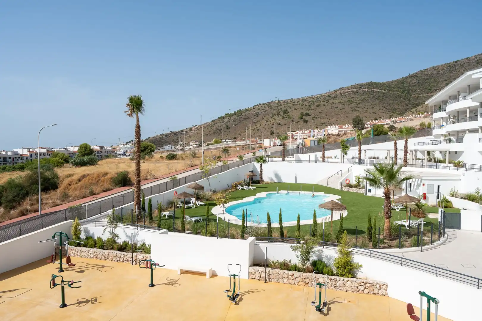 Piscina de Dúplex en venta en Benalmádena con Terraza