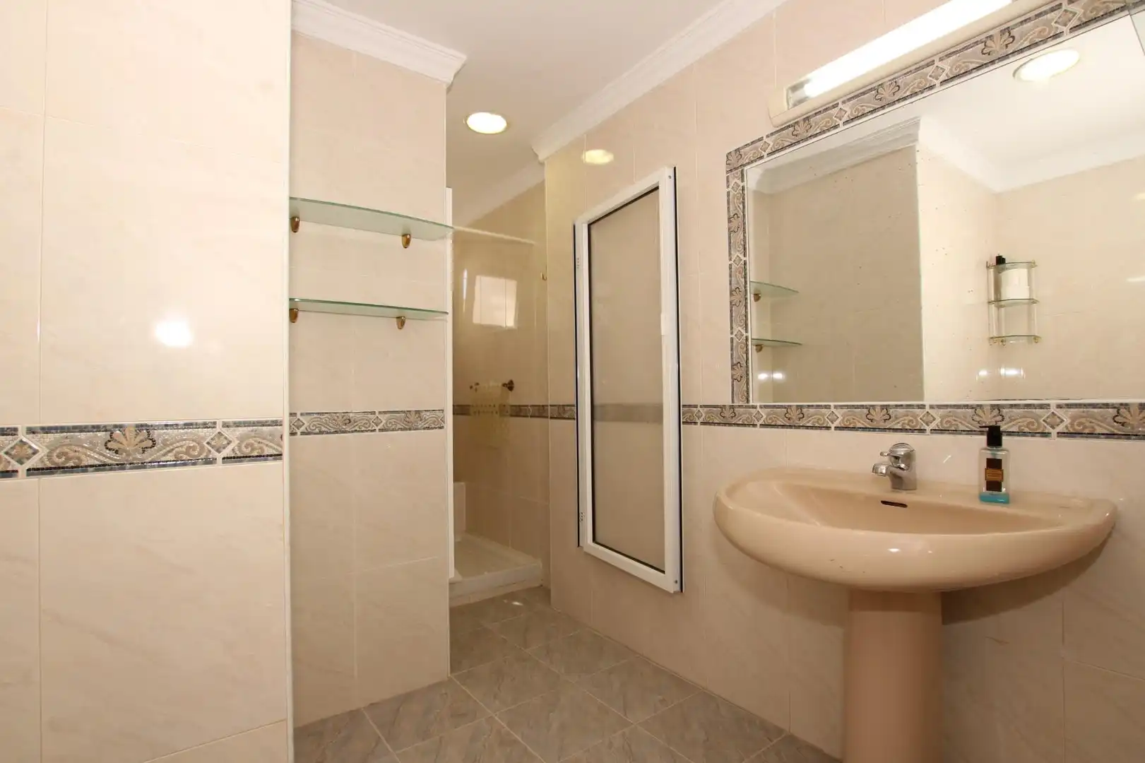 Villa con terrazza in vendita a Puerto Marina, imagen 26