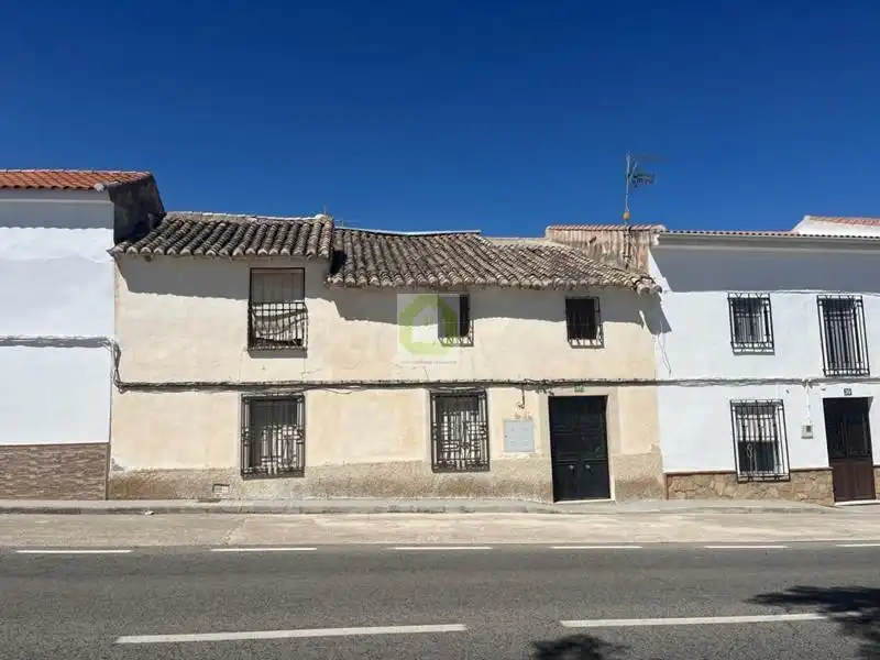 Haus zum Verkauf in Jaen