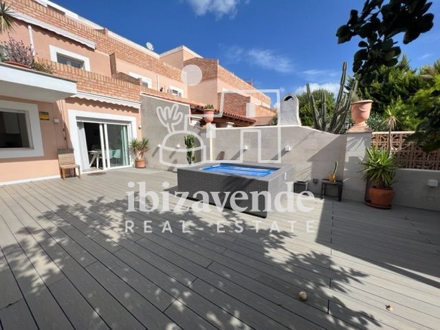 Garden of Single-family semi-detached to rent in Eivissa  with Air Conditioner, Heating and Terrace