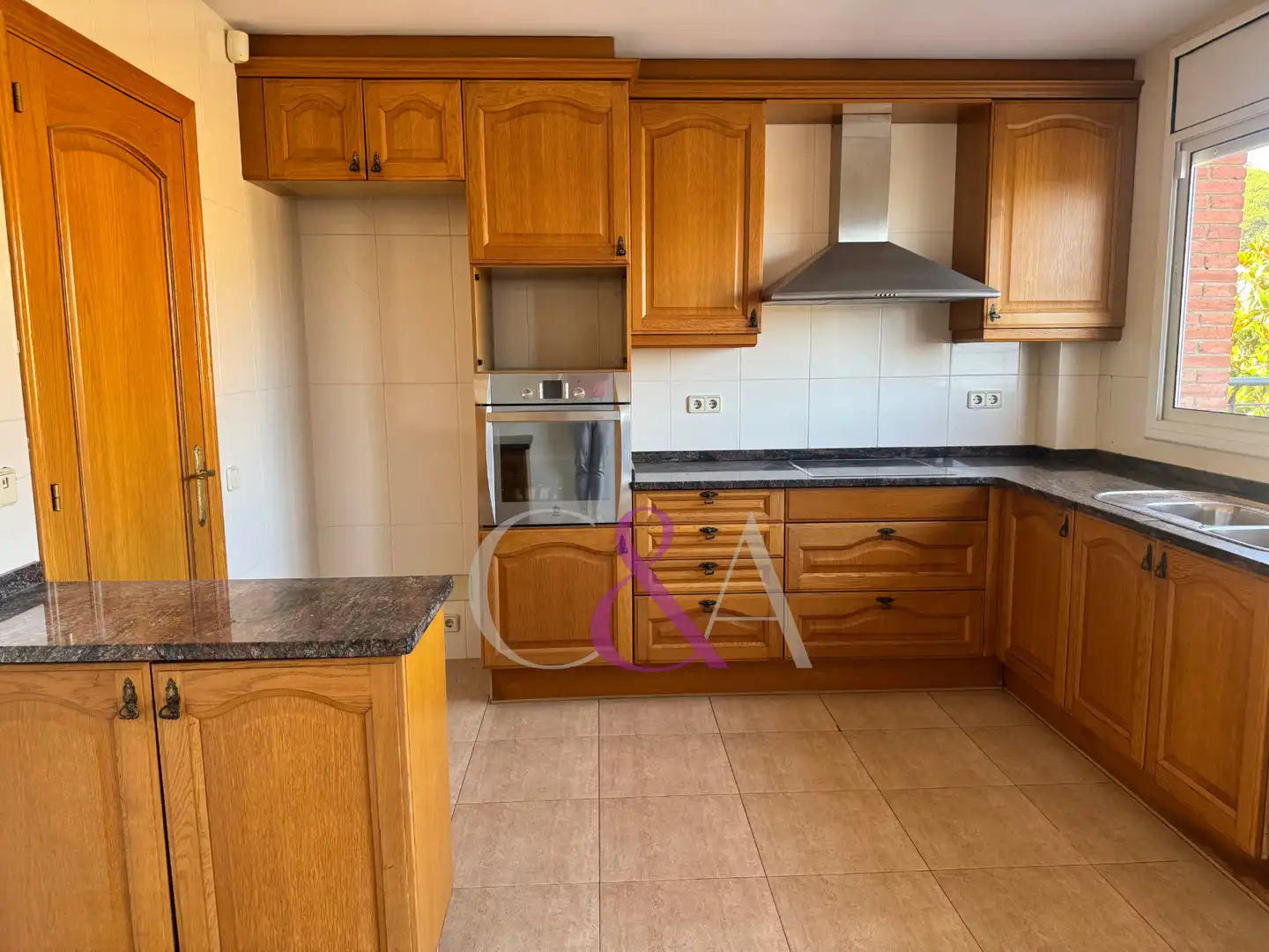 Cocina de Casa o chalet en venta en Sant Vicenç de Montalt con Aire acondicionado, Calefacción y Terraza