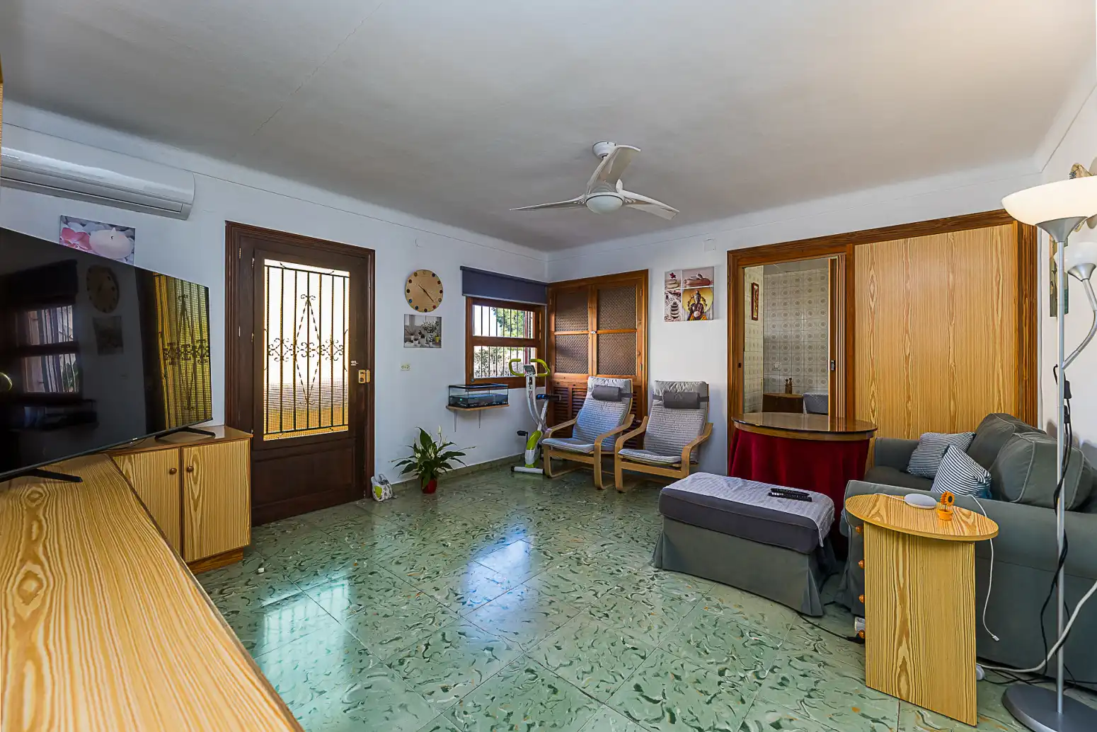 Sala d'estar de Casa o xalet en venda en Maó - Mahón amb Aire condicionat, Calefacció i Jardí privat