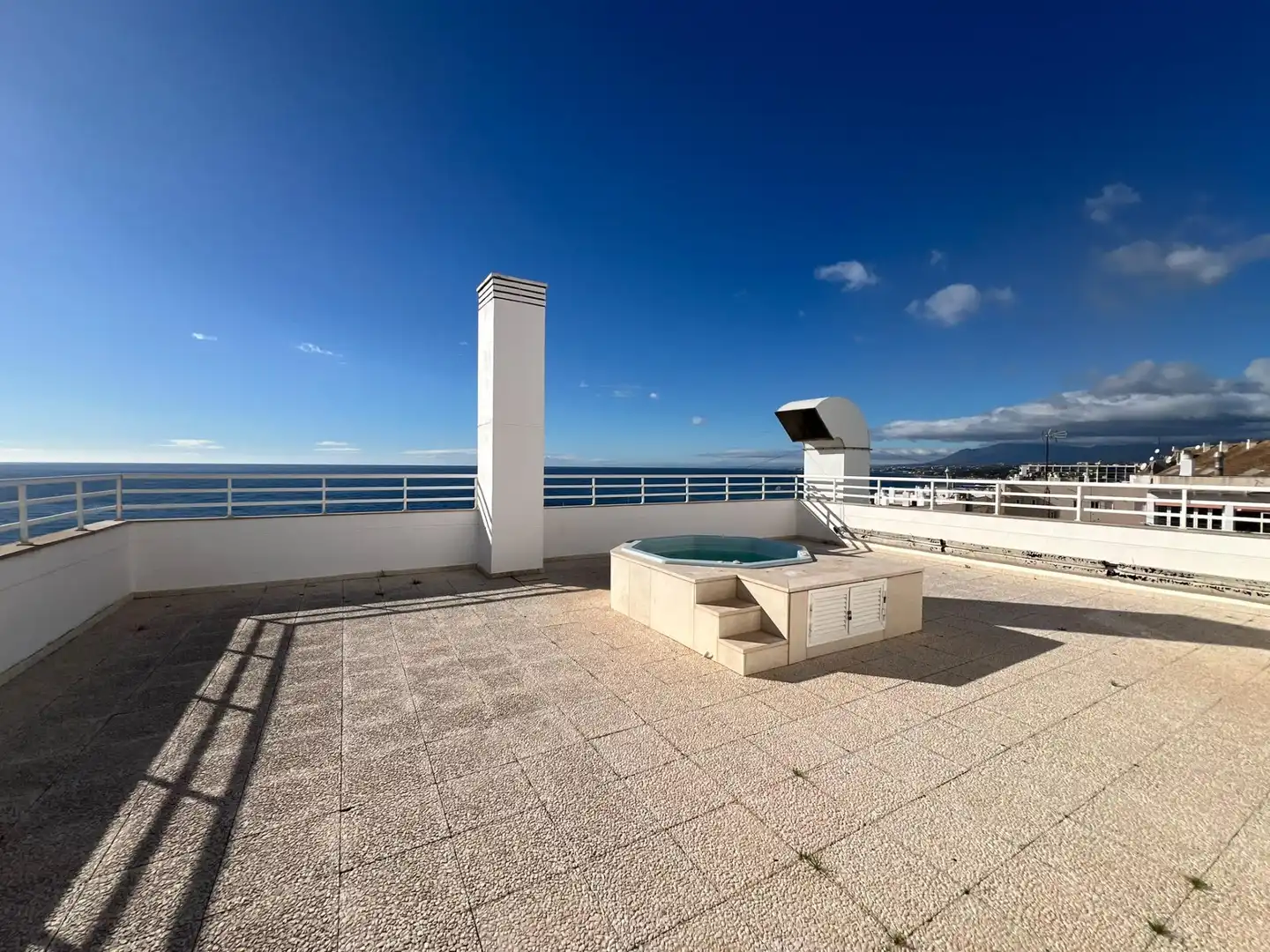 Terrasse von Wohnungen zur Miete in Marbella mit Klimaanlage, Heizung und Terrasse