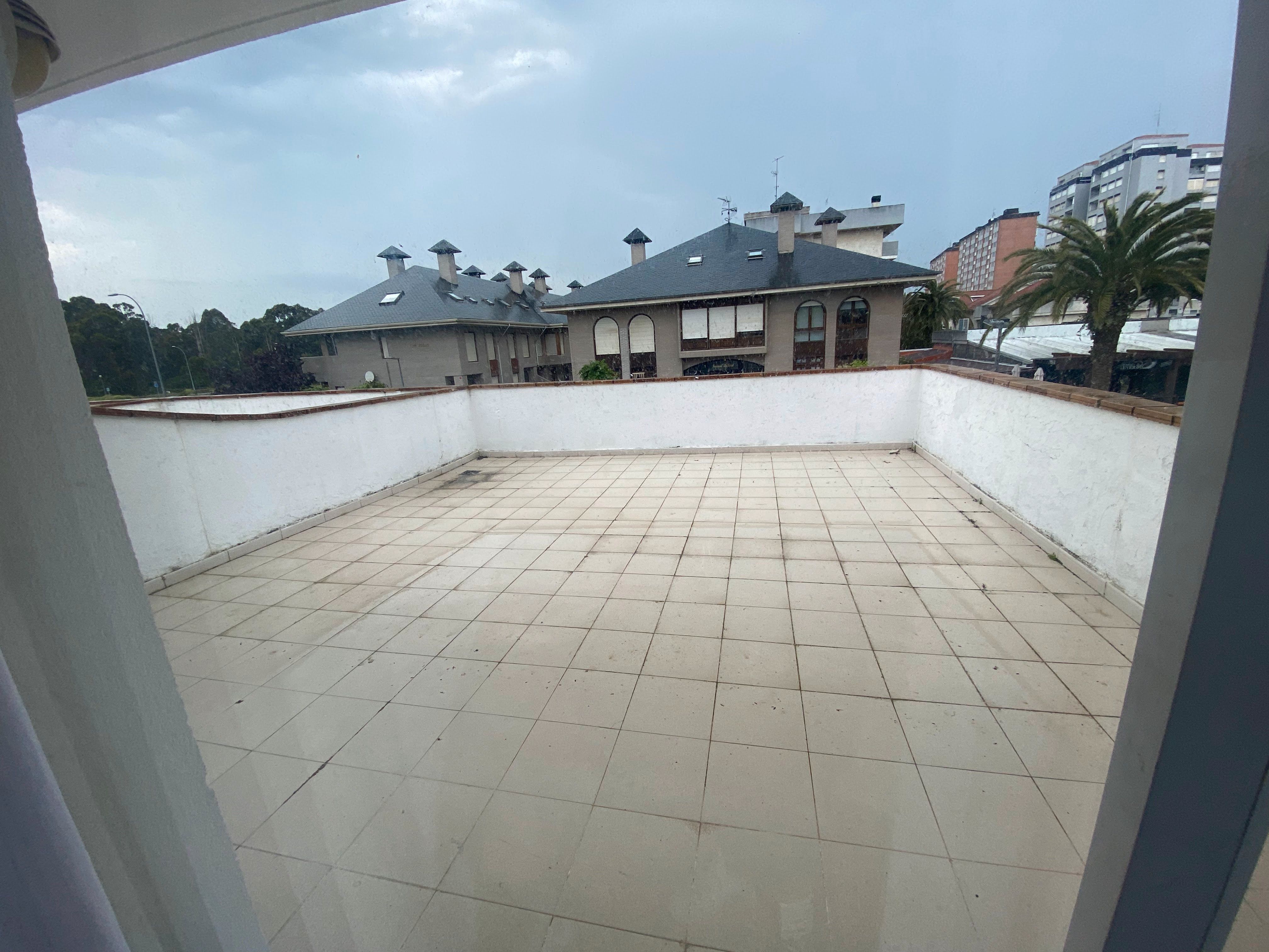 Terrace of Flat to rent in Laredo  with Furnished
