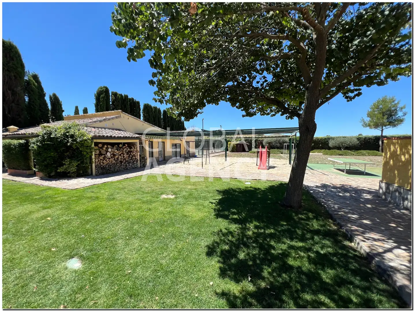 Jardí de Finca rústica en venda en Chinchón amb Aire condicionat, Calefacció i Jardí privat
