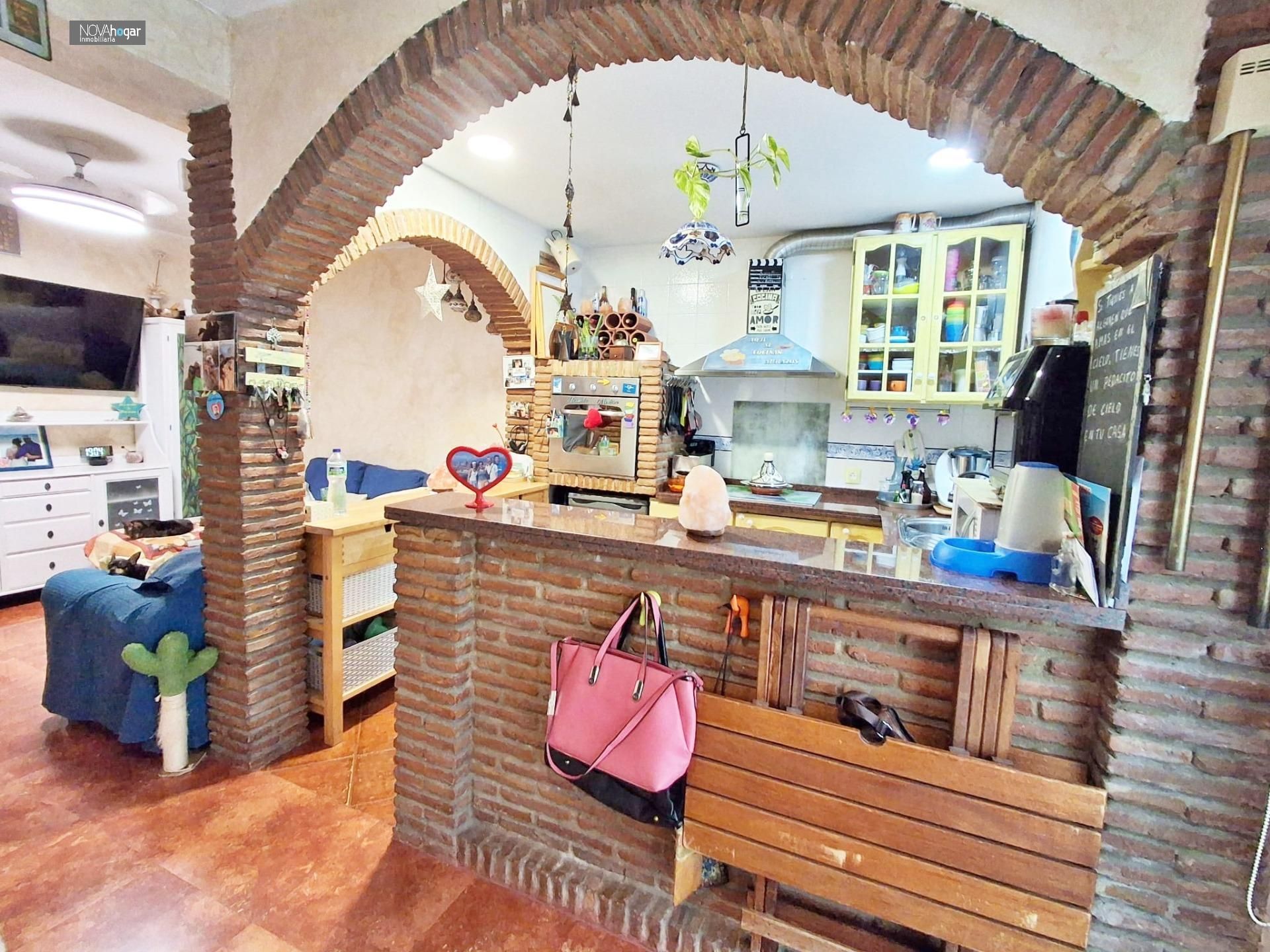 Cuina de Casa o xalet en venda en Málaga Capital amb Aire condicionat i Terrassa