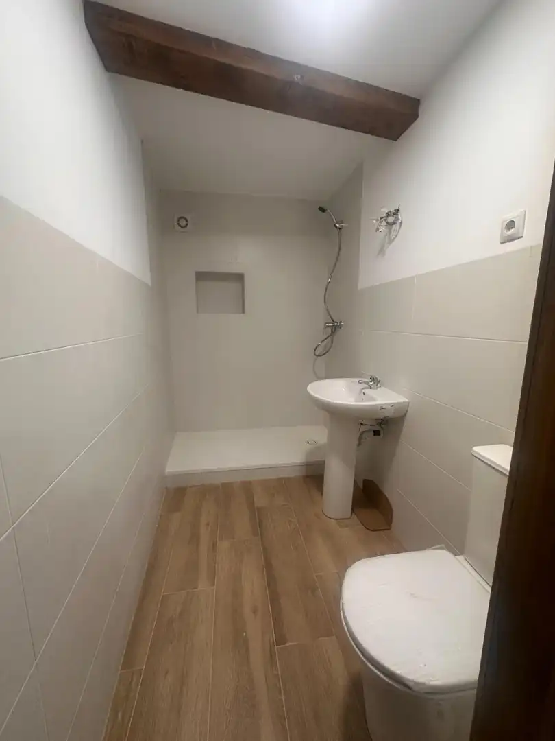 Bathroom of Houses for sale in El Hoyo de Pinares   with Terrace, Storage room and Balcony