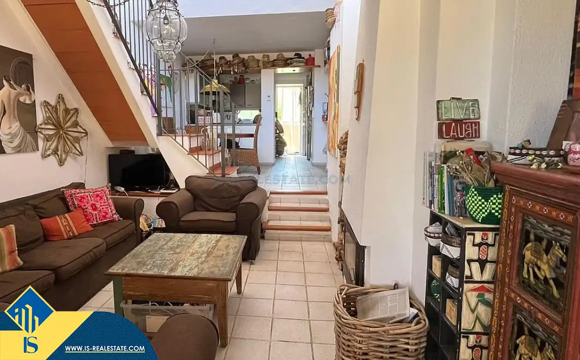 Maisonette zum Verkauf in Santa Eulària des Riu mit Terrasse, Möbliert und Gemeinschaftspool