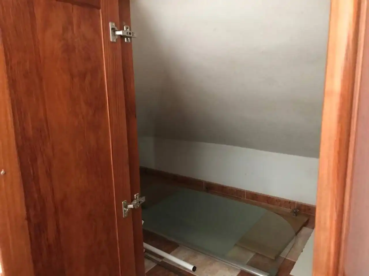 Baño de Ático de alquiler en Baza con Aire acondicionado, Terraza y Amueblado