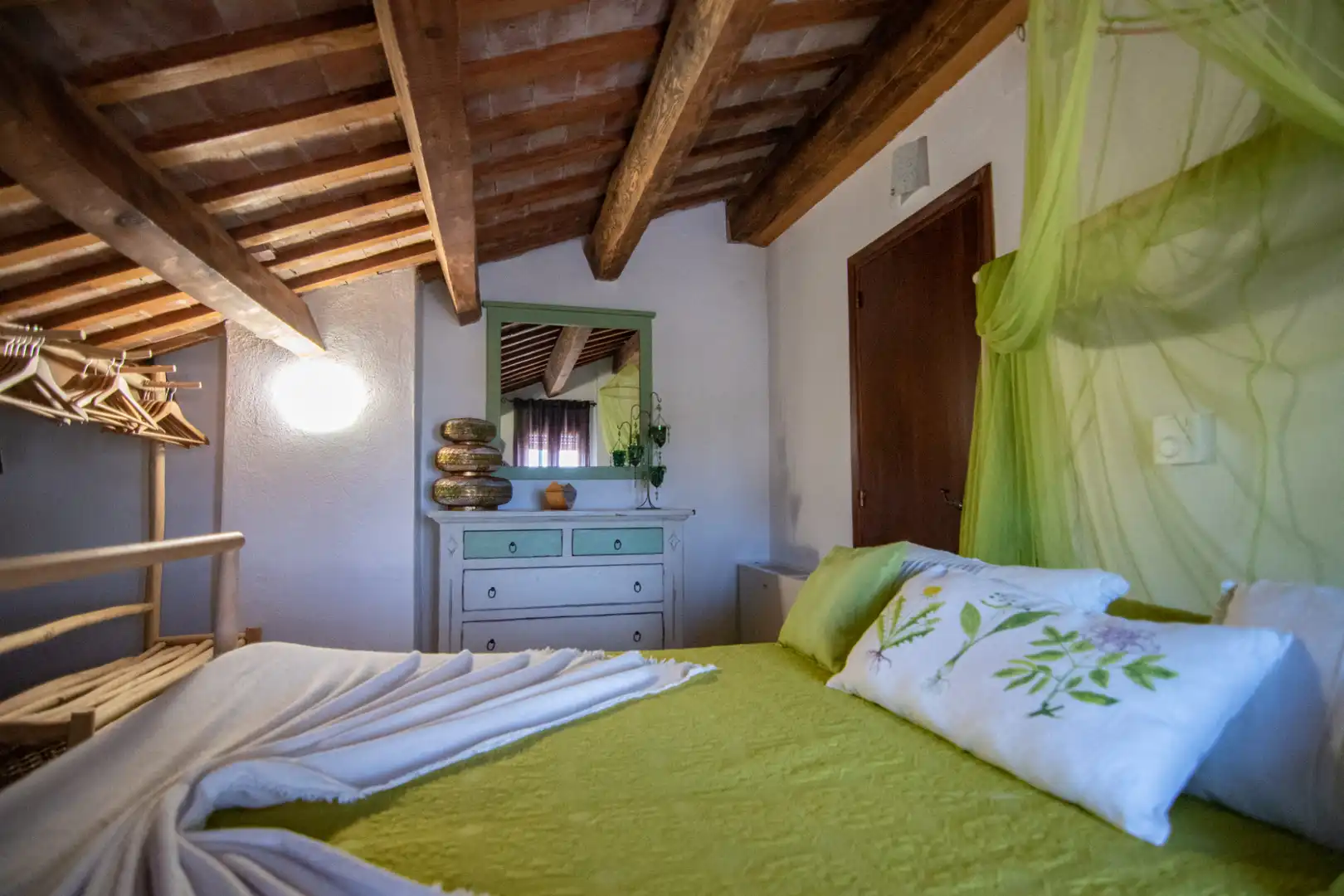 Dormitori de Finca rústica en venda en Deltebre amb Aire condicionat, Jardí privat i Terrassa