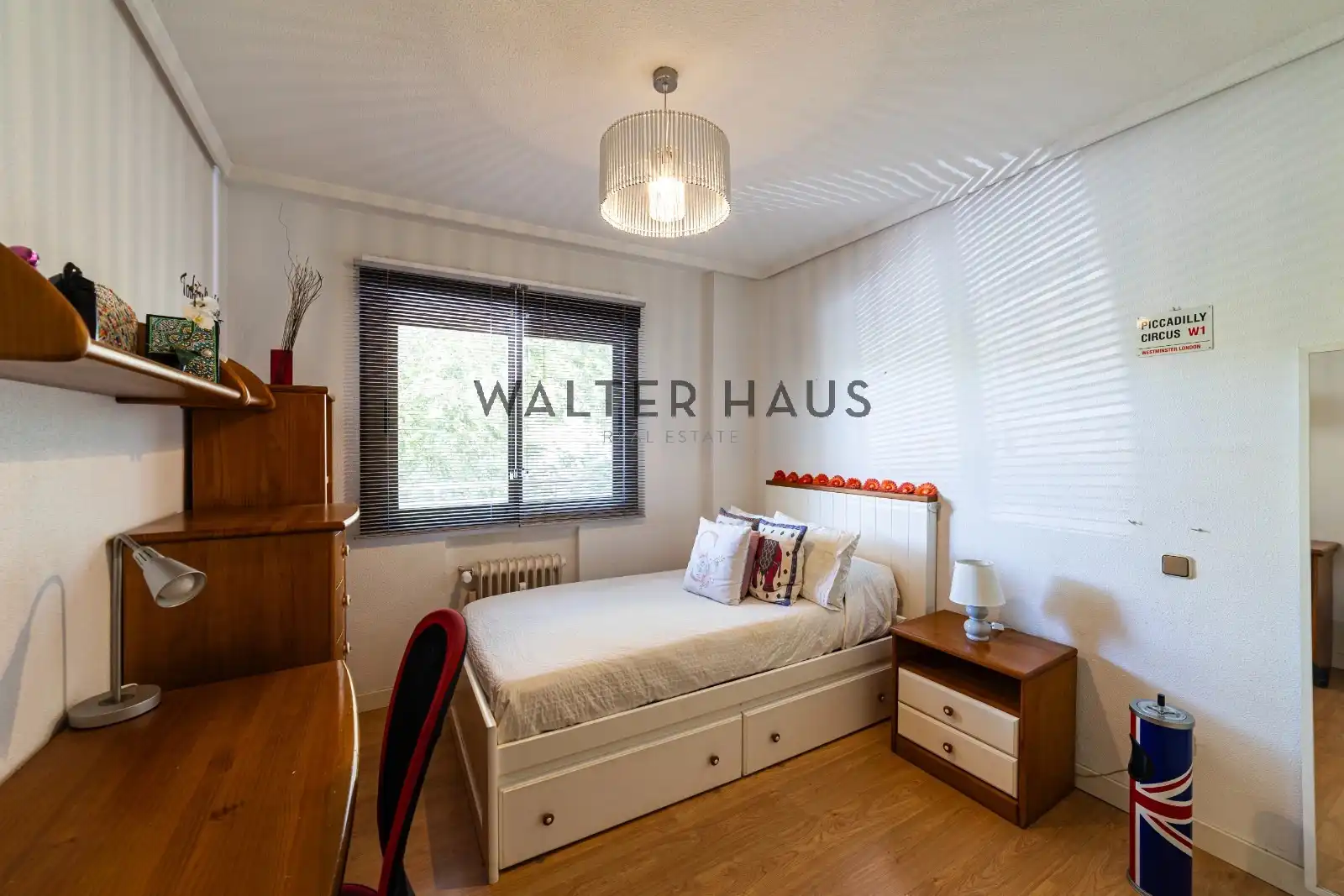 Flat with lift for sale in Travesía Santa María Magdalena, imagen 9