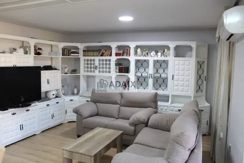 Flat with terrace for sale in Tomelloso