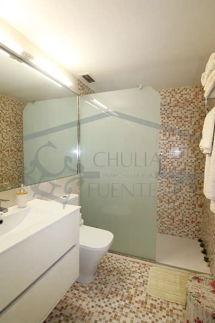 Baño de Piso en venta en Valencia con Aire acondicionado, Parquet y Horno
