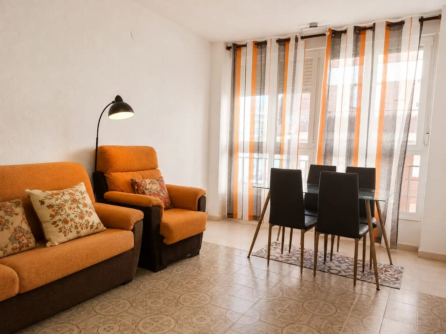 Living room of Flat for sale in Torrenueva Costa  with Furnished