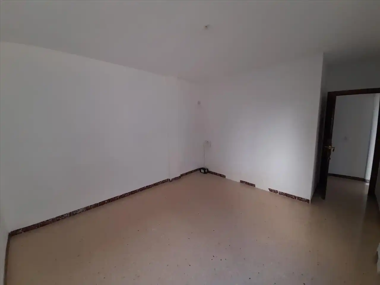 Wohnung zum Verkauf in Puente Genil mit Balkon