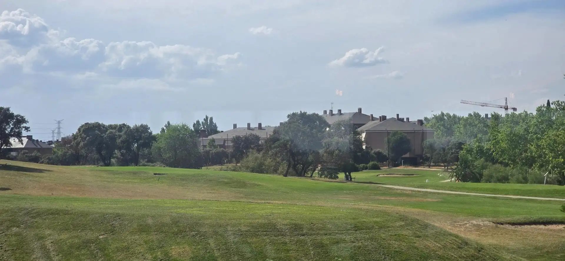 Vista exterior de Piso en venta en Las Rozas de Madrid con Calefacción, Terraza y Piscina comunitaria