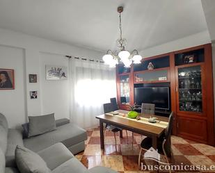 Living room of House or chalet for sale in Mengíbar  with Air Conditioner, Terrace and Swimming Pool