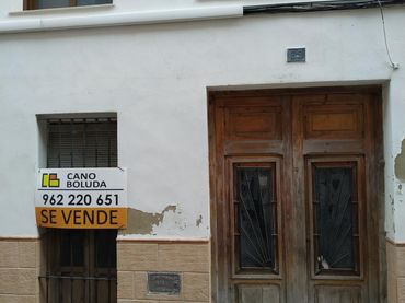 Country house for sale in Mogente / Moixent