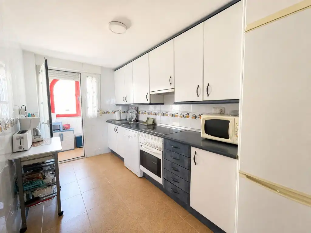Apartament amb piscina en venda a Calle Vicente Molina-La Manga, imagen 8