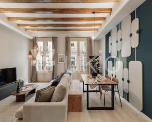 Sala d'estar de Apartament de lloguer en  Barcelona Capital amb Aire condicionat, Calefacció i Moblat