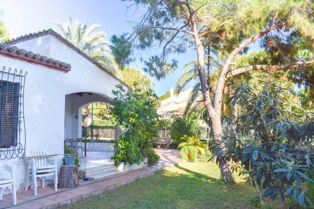 Casa-chalet en Venta en Punta Prima