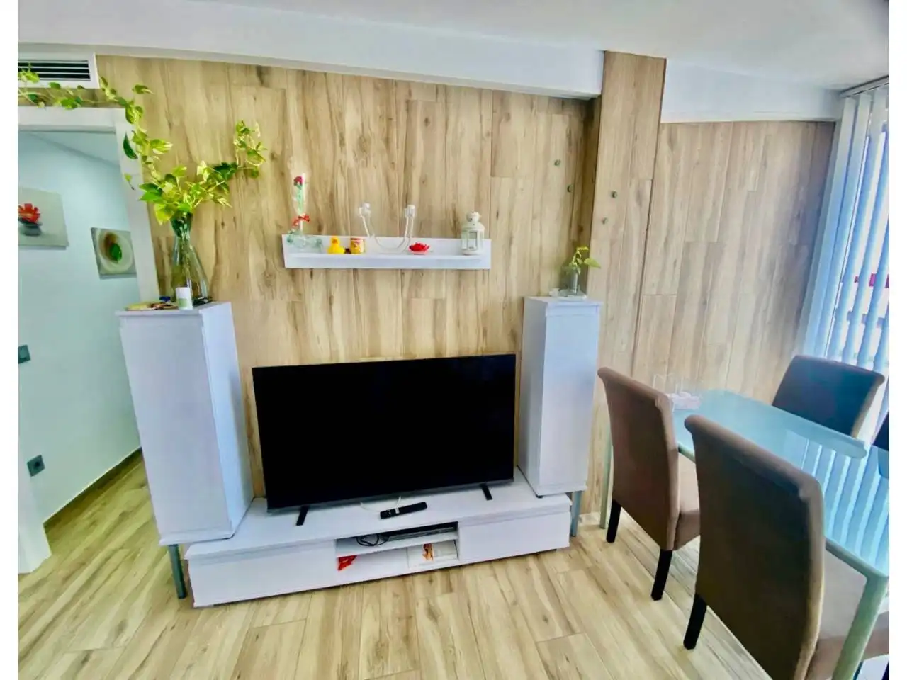 Living room of Flat for rent in Rincón de la Victoria  with Air Conditioner, Heating and Parquet flooring