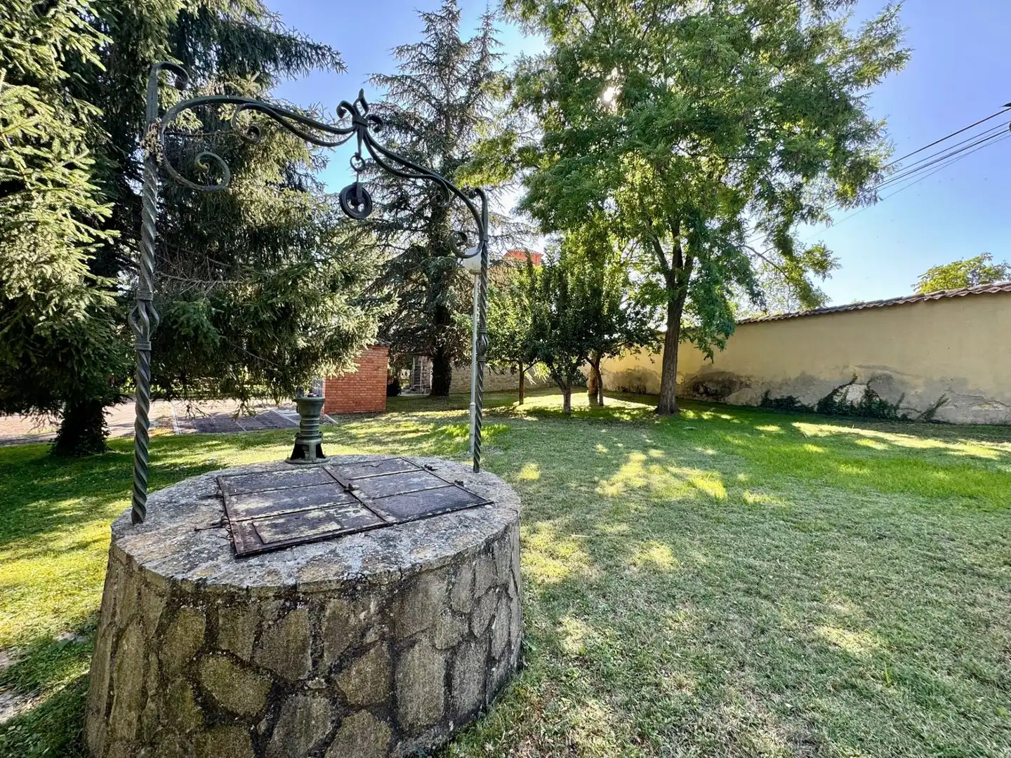 Jardí de Nau industrial en venda en Segovia